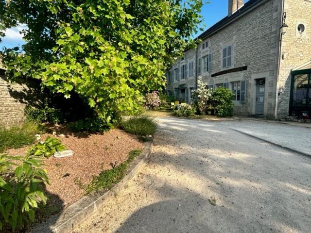 Chambres D'Hotes Dans Une Maison De Caractere Mussey-sur-Marne ภายนอก รูปภาพ